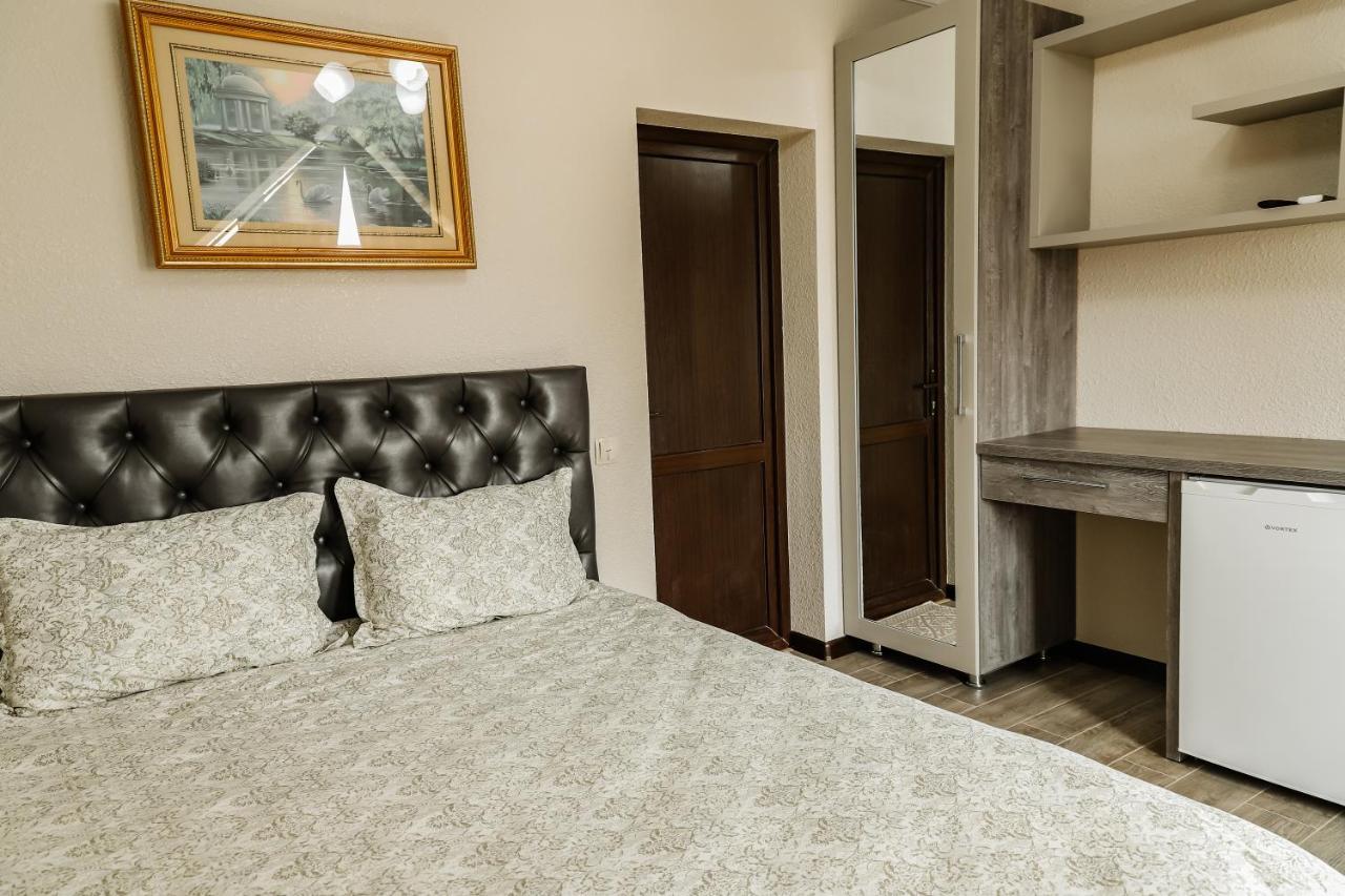 Falesti Hotel Konus מראה חיצוני תמונה